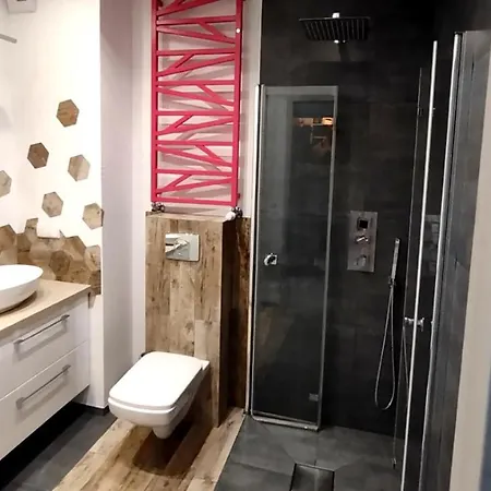 Apartament W Lesie Nad Rzeka Apartmán